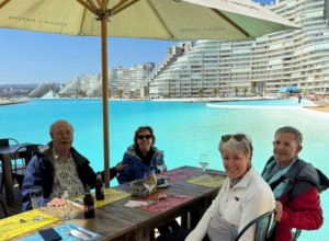 Discover the fabulous wine tour and Neruda's cultural experience plus lunch in Algarrobo